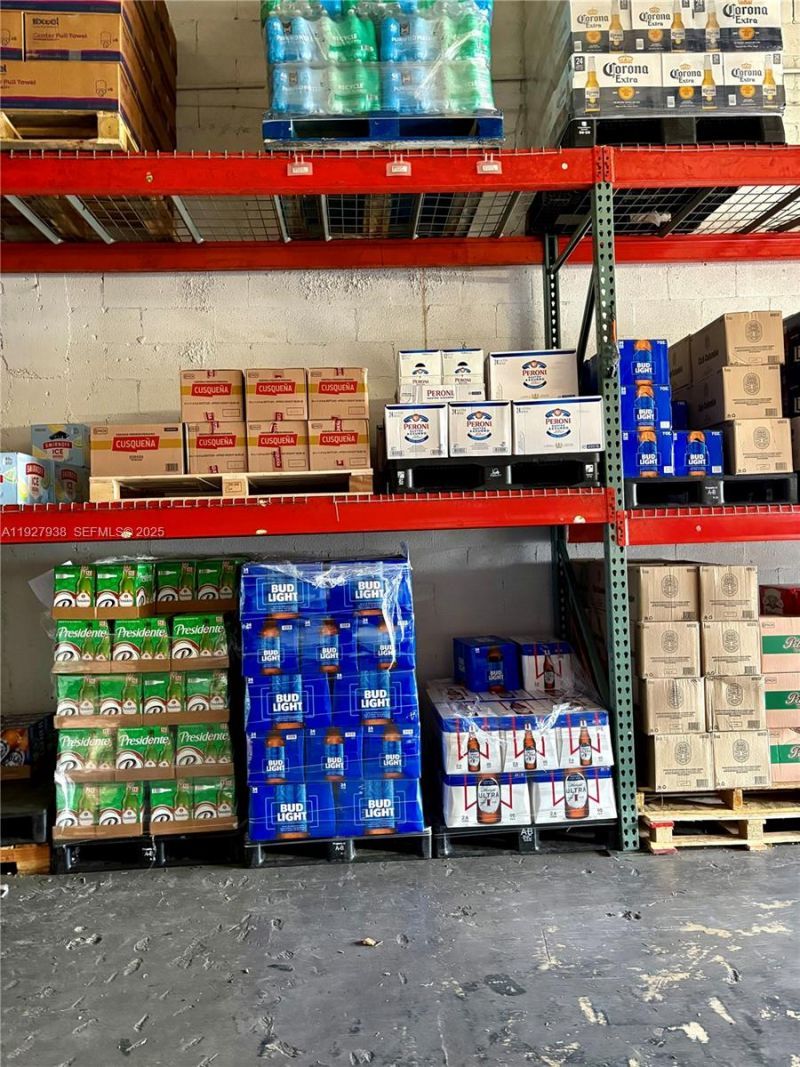 7441 NW 72nd Ave, Medley, FL 33166 Photo