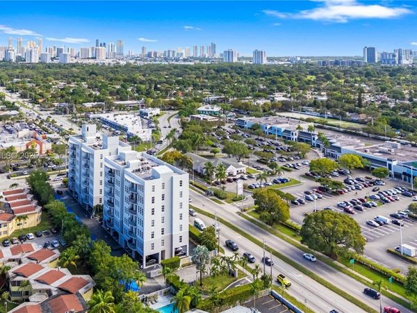 1789 NE Miami Gardens Dr, Unit W403, Miami, FL 33179