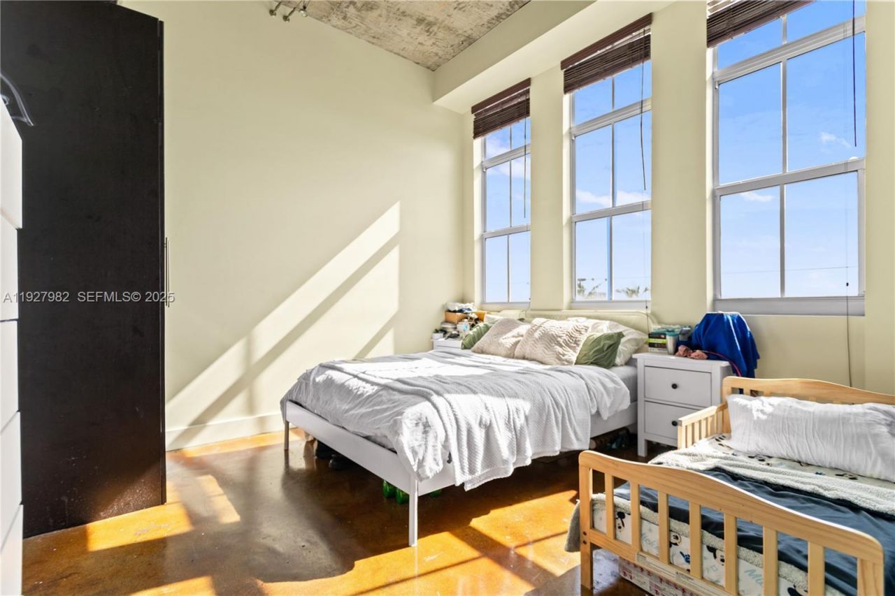 1789 NE Miami Gardens Dr, Unit W403, Miami, FL 33179 Photo