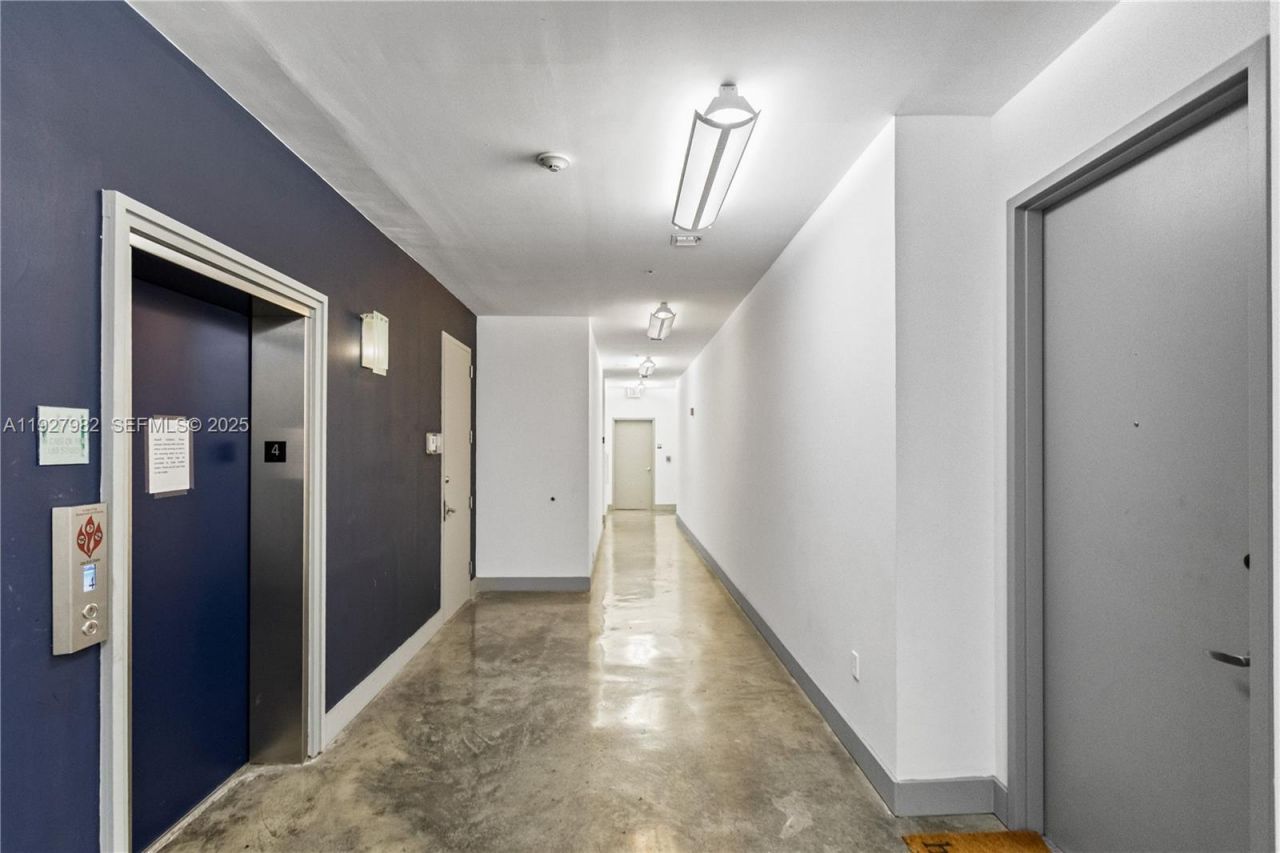 1789 NE Miami Gardens Dr, Unit W403, Miami, FL 33179 Photo