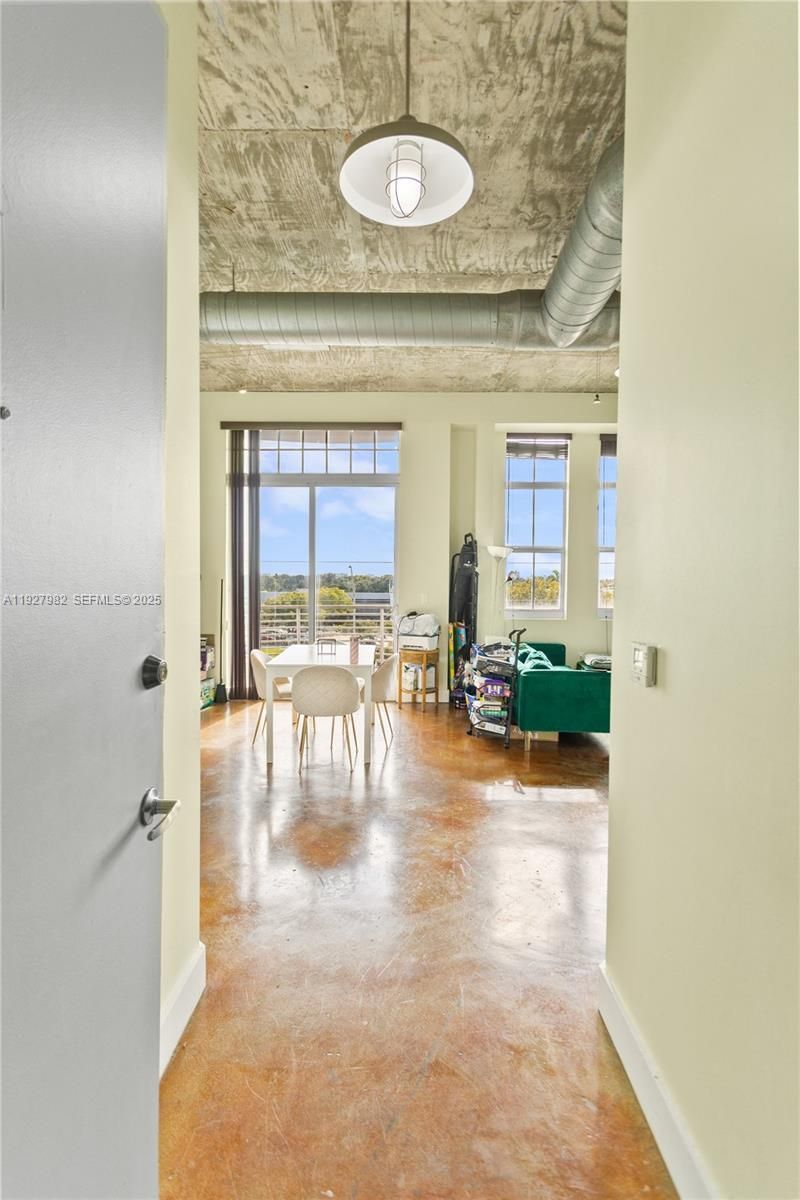 1789 NE Miami Gardens Dr, Unit W403, Miami, FL 33179 Photo