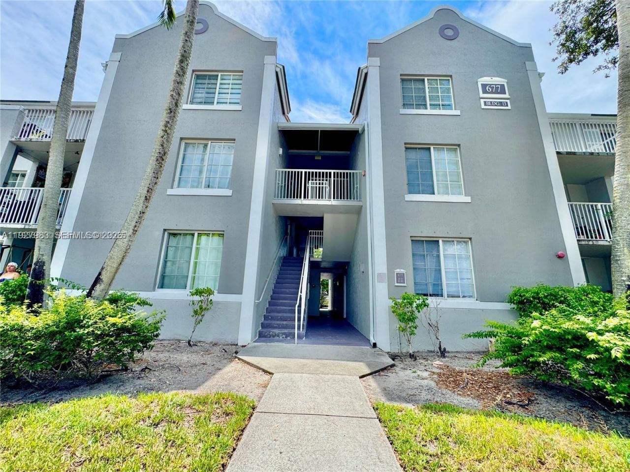 677 SW 111th Ave, Unit 303, Pembroke Pines, FL 33025 Photo