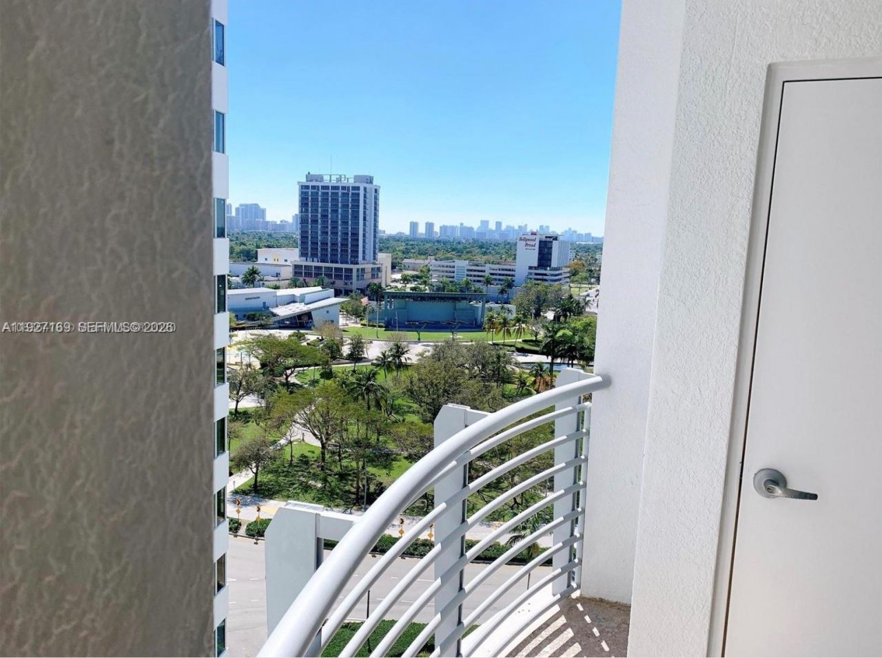 1830 Radius Dr, Unit 1121, Hollywood, FL 33020 Photo