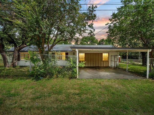 102 Creek Drive, Whitney, TX 76692