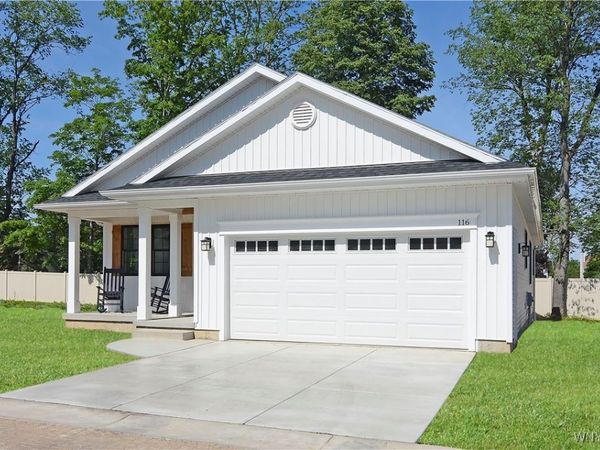 112 Birch Creek, Alden, NY 14004