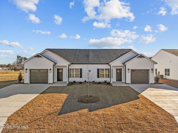 117 Lady O Drive, Unit B, Greenville, NC 27834