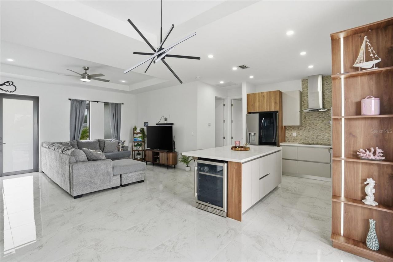 1720 NW 15th Place, Cape Coral, FL 33993 Photo