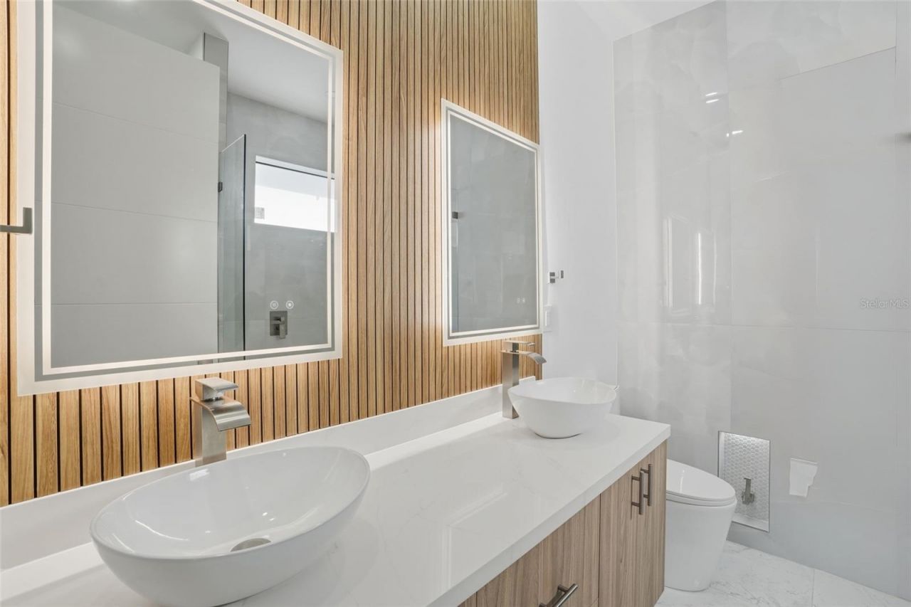 1720 NW 15th Place, Cape Coral, FL 33993 Photo