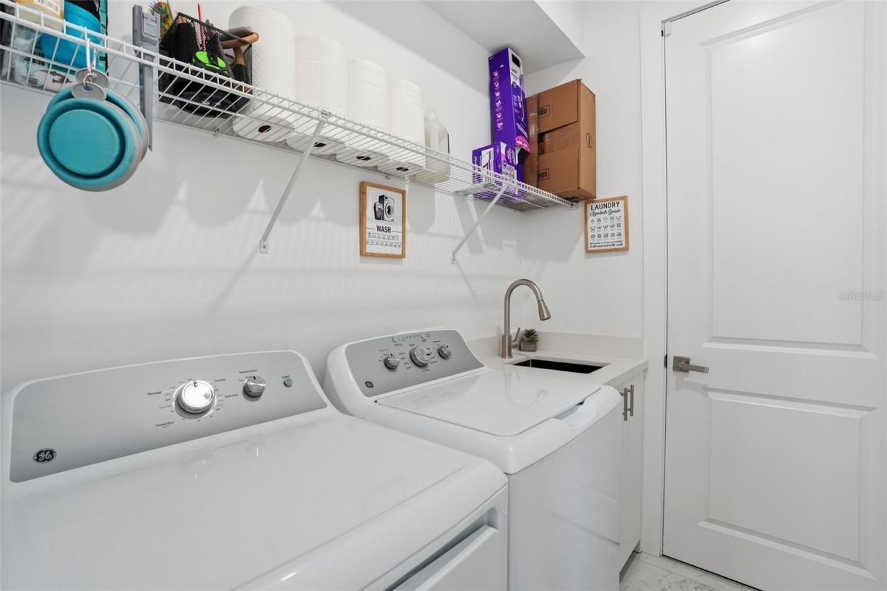 1720 NW 15th Place, Cape Coral, FL 33993 Photo