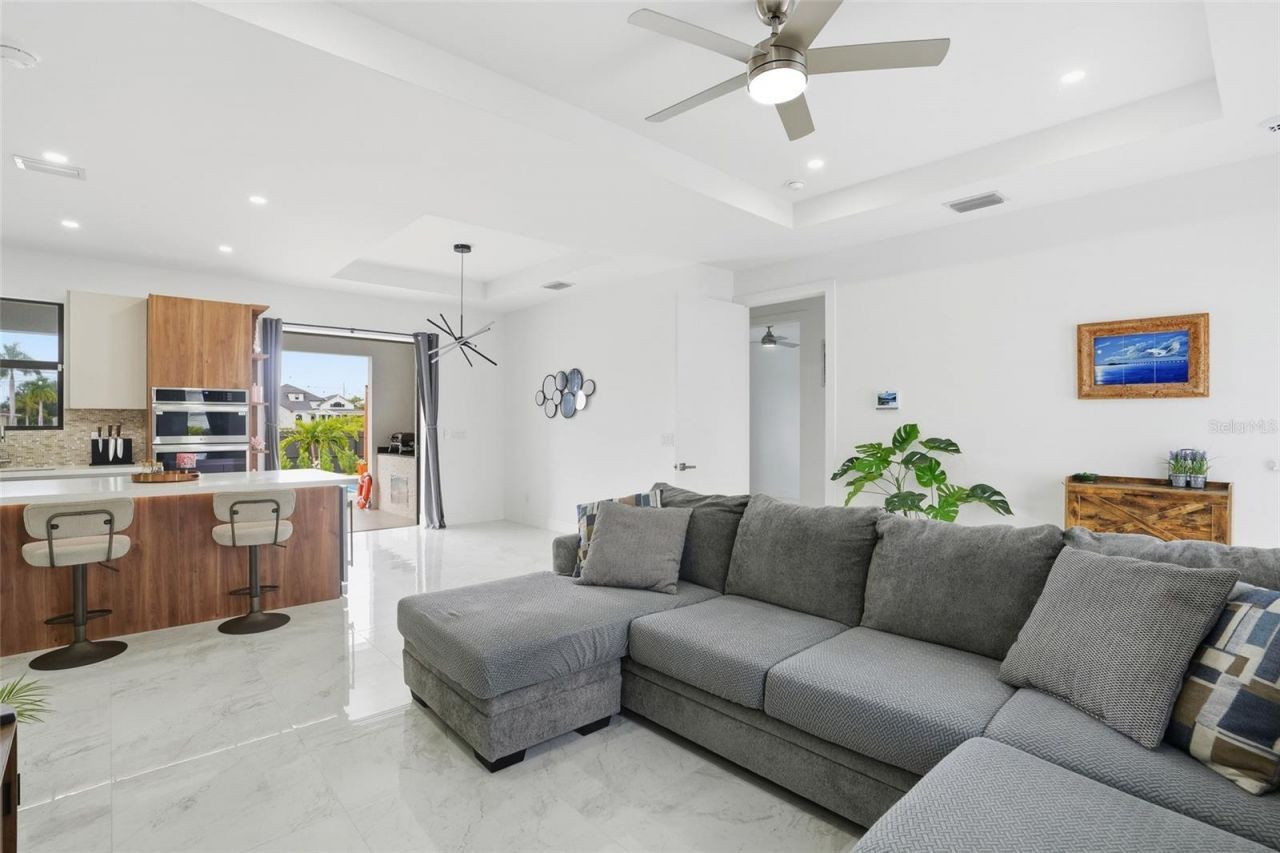 1720 NW 15th Place, Cape Coral, FL 33993 Photo