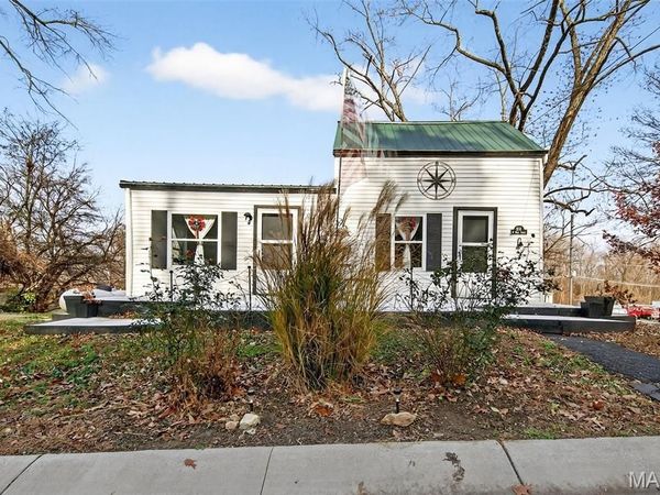 919 W Main Street, Washington, MO 63090