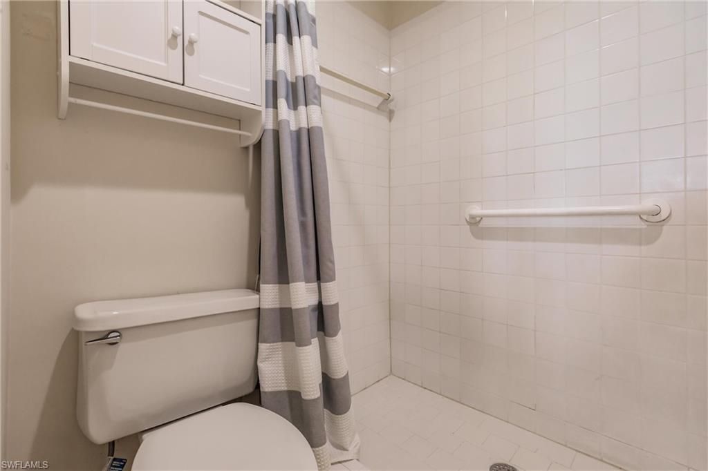 1315 Mainsail Dr, Unit 1115, Naples, FL 34114 Photo