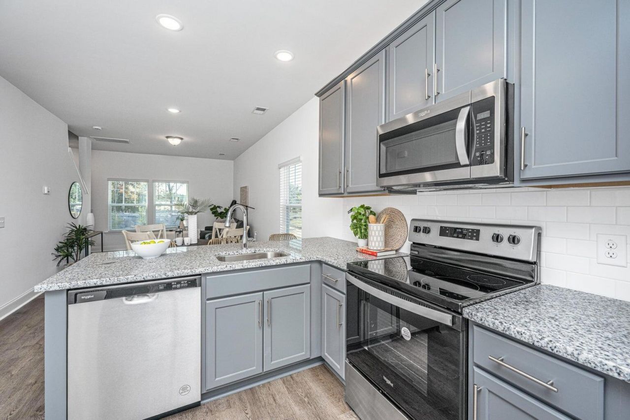 404 Gravy Train Street Photo 14