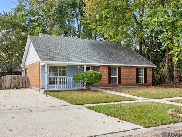7808 Bayou Fountain Ave, Baton Rouge, LA 70820