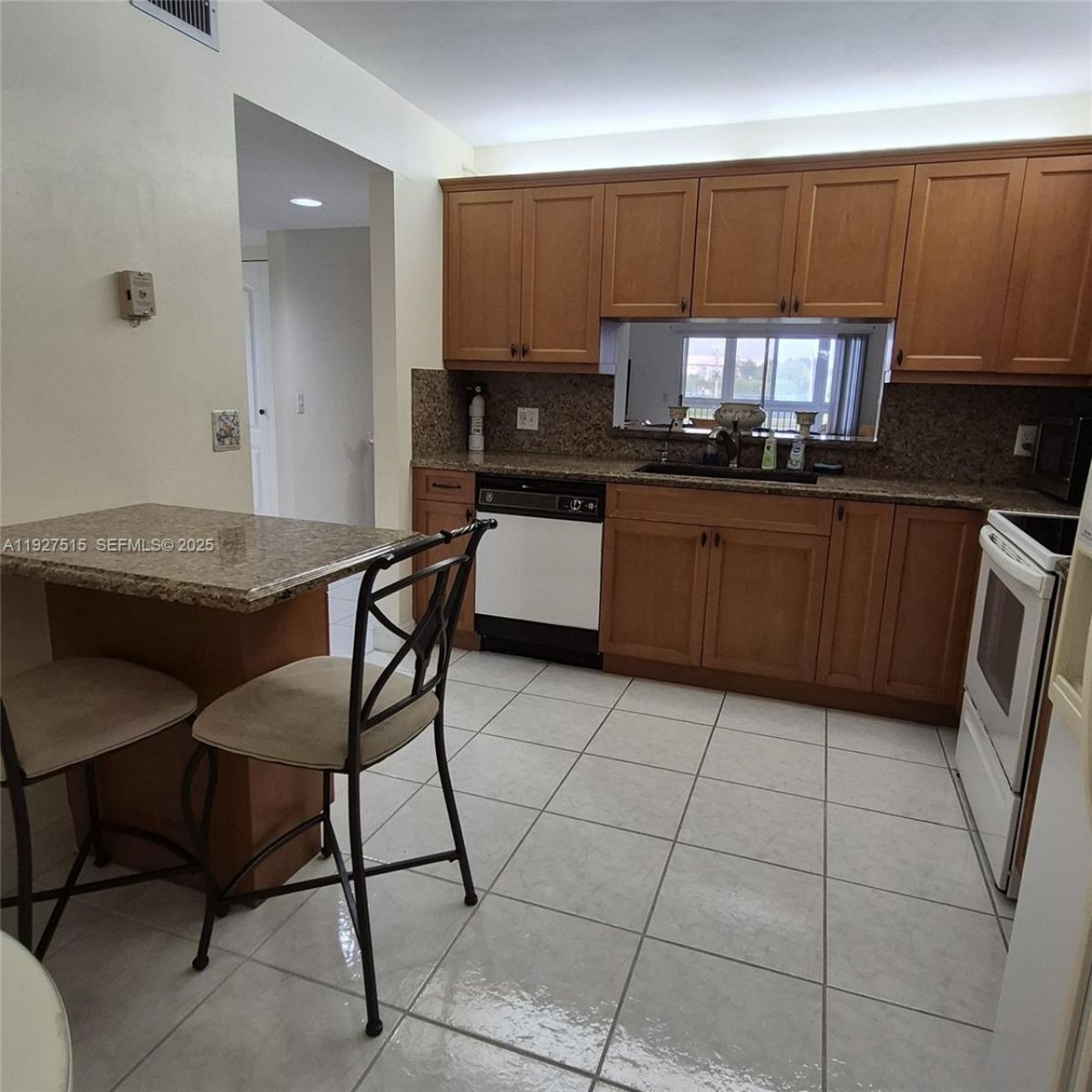 901 SW 128th Ter, Unit 208A, Pembroke Pines, FL 33027 Photo