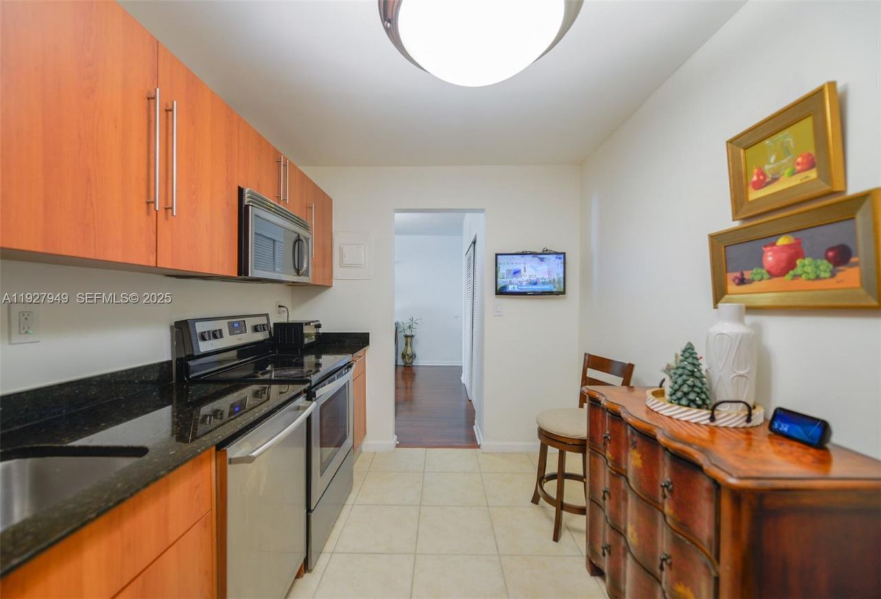 3000 S Ocean Dr, Unit 514, Hollywood, FL 33019 Photo