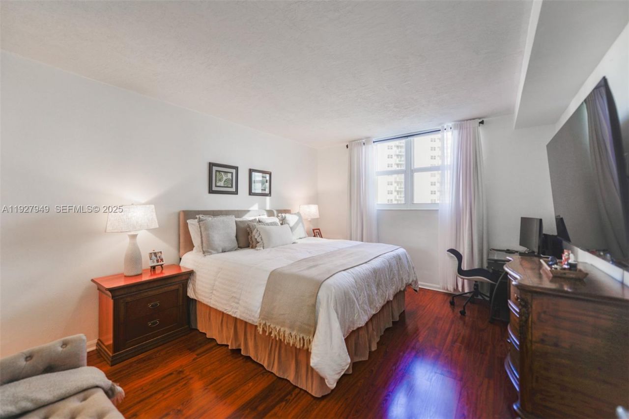 3000 S Ocean Dr, Unit 514, Hollywood, FL 33019 Photo