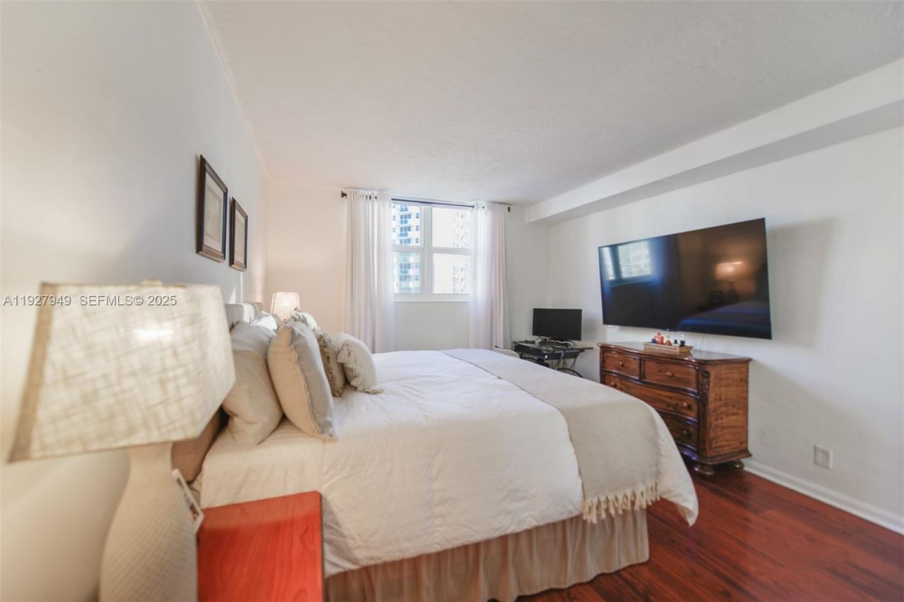 3000 S Ocean Dr, Unit 514, Hollywood, FL 33019 Photo