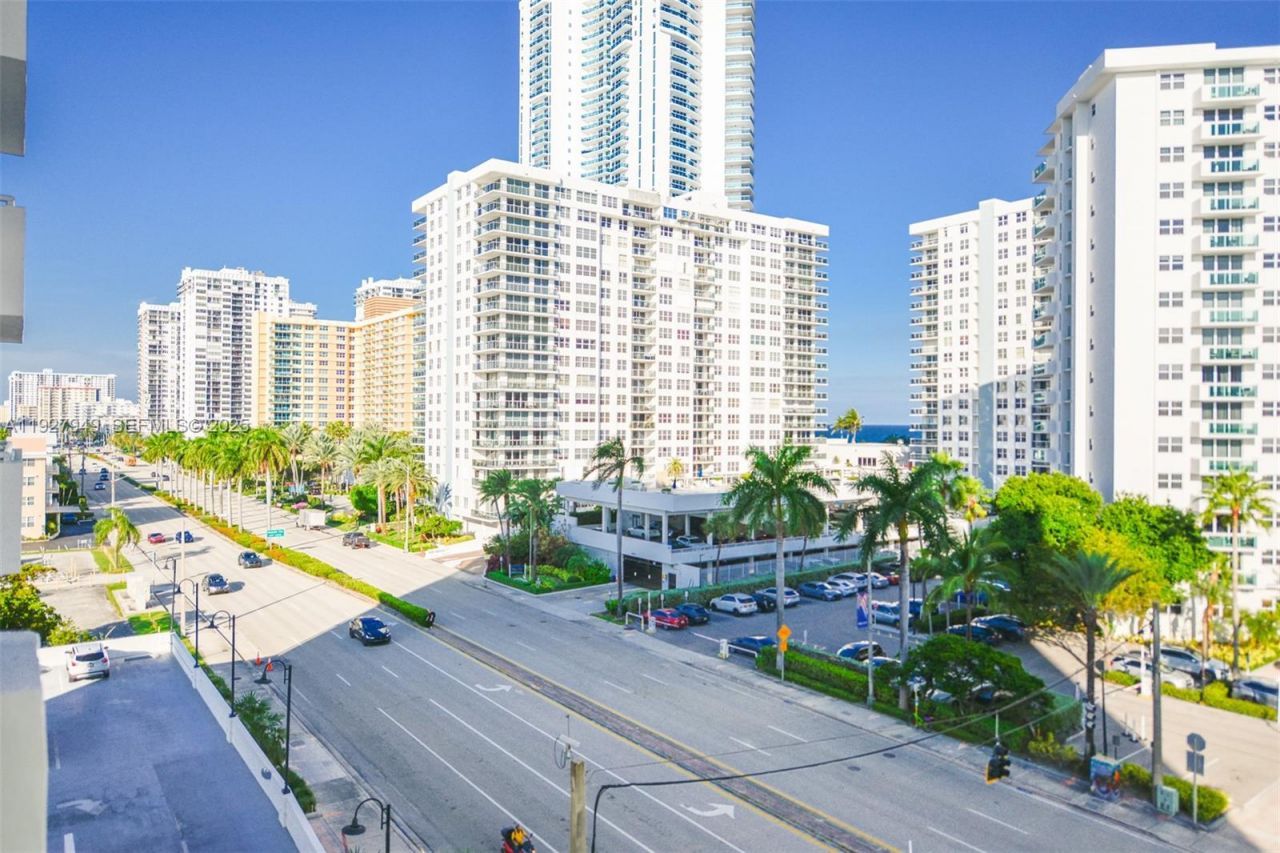 3000 S Ocean Dr, Unit 514, Hollywood, FL 33019 Photo