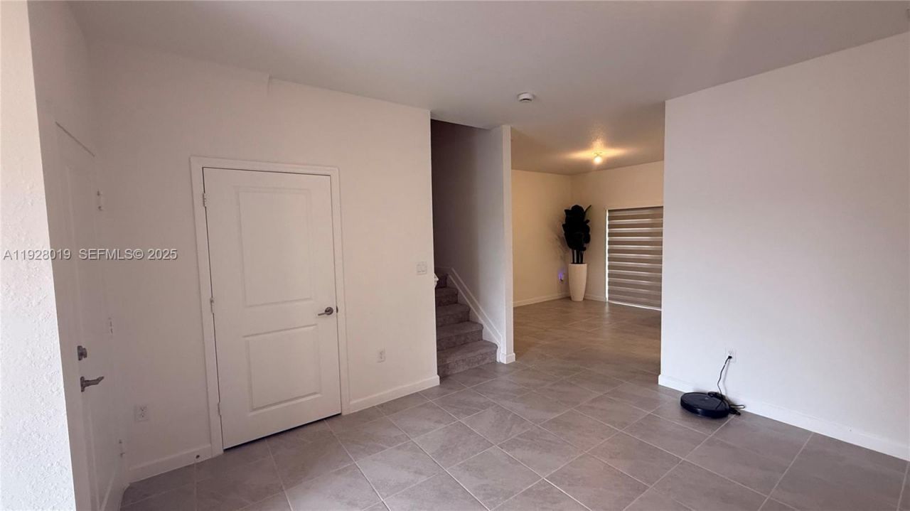 2833 SE 25th Ave, Unit 2833, Homestead, FL 33035 Photo