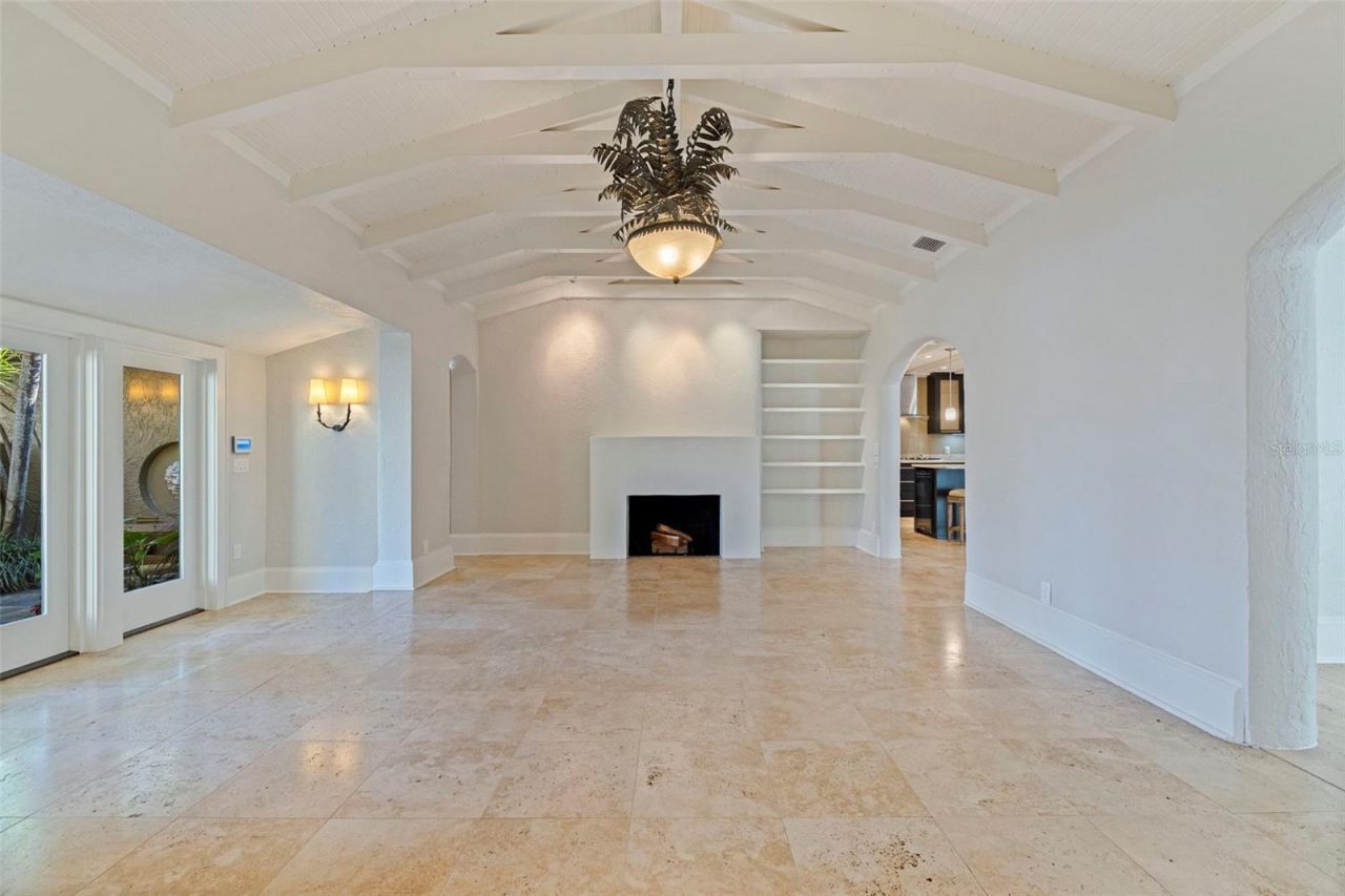 808 Brightwaters Boulevard Ne, Saint Petersburg, FL 33704 Photo