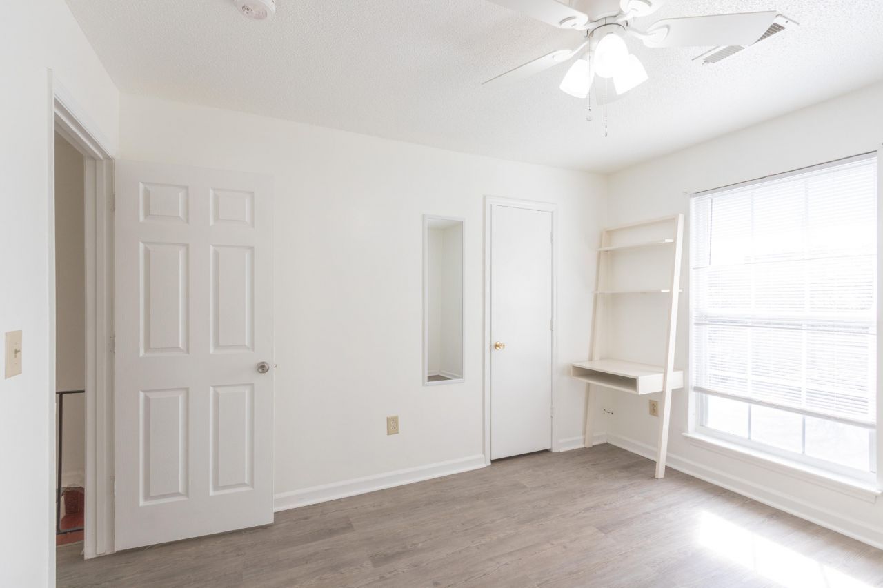 2494 Etiwan Avenue Photo 15