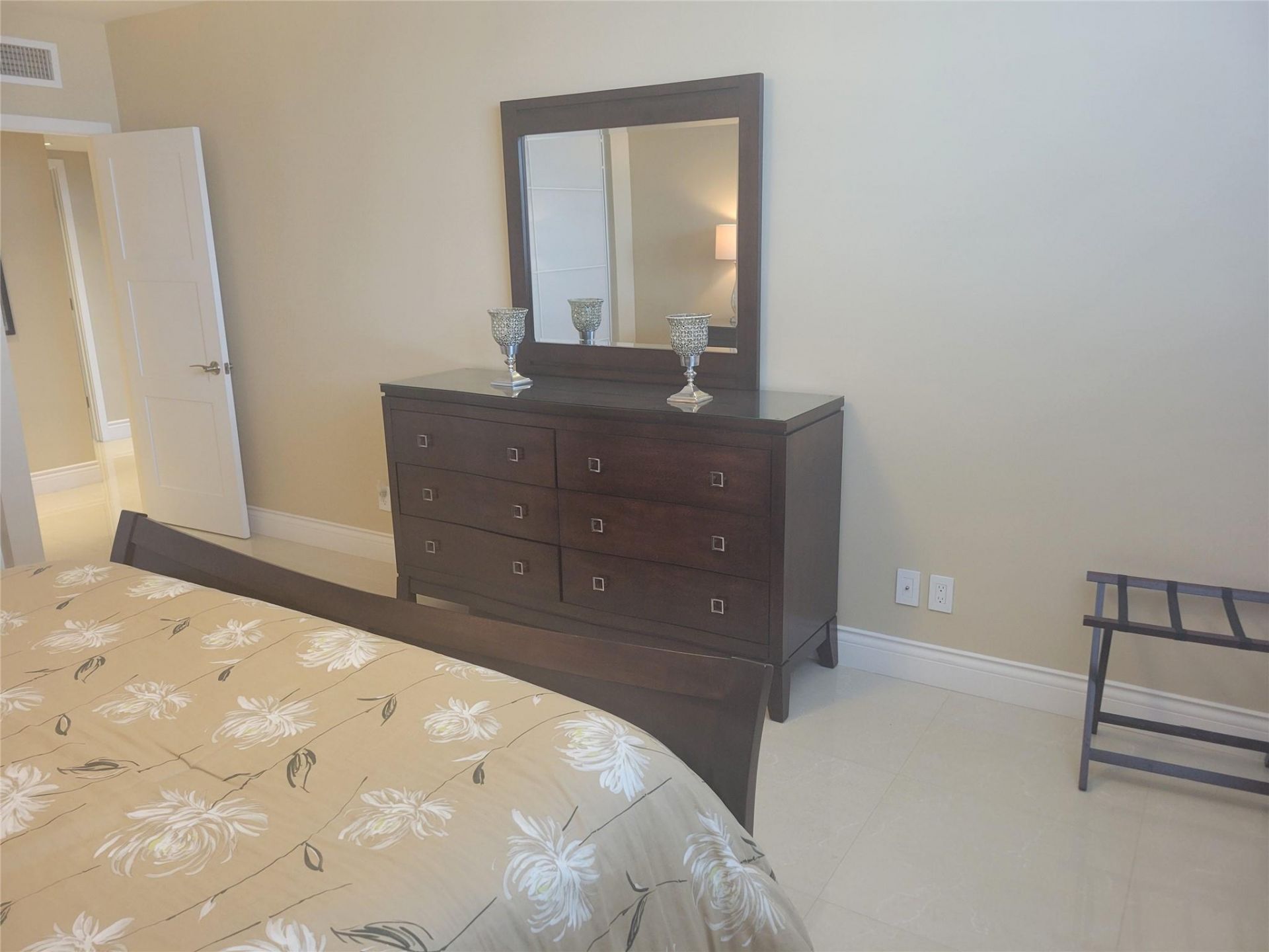 19370 Collins Avenue, Unit 1218, Sunny Isles Beach, FL 33160 Photo