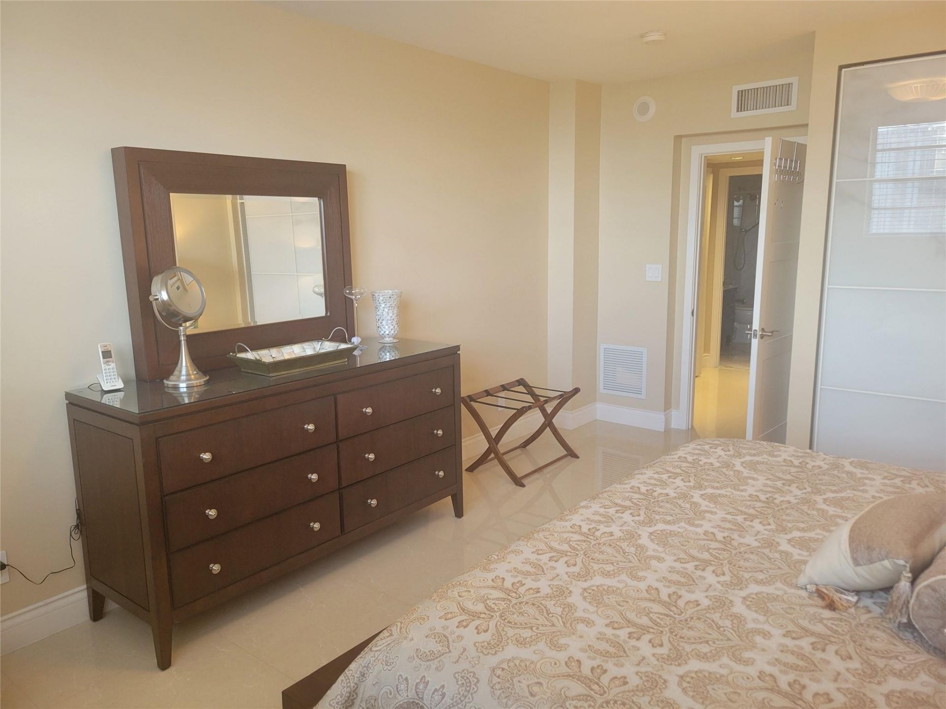 19370 Collins Avenue, Unit 1218, Sunny Isles Beach, FL 33160 Photo