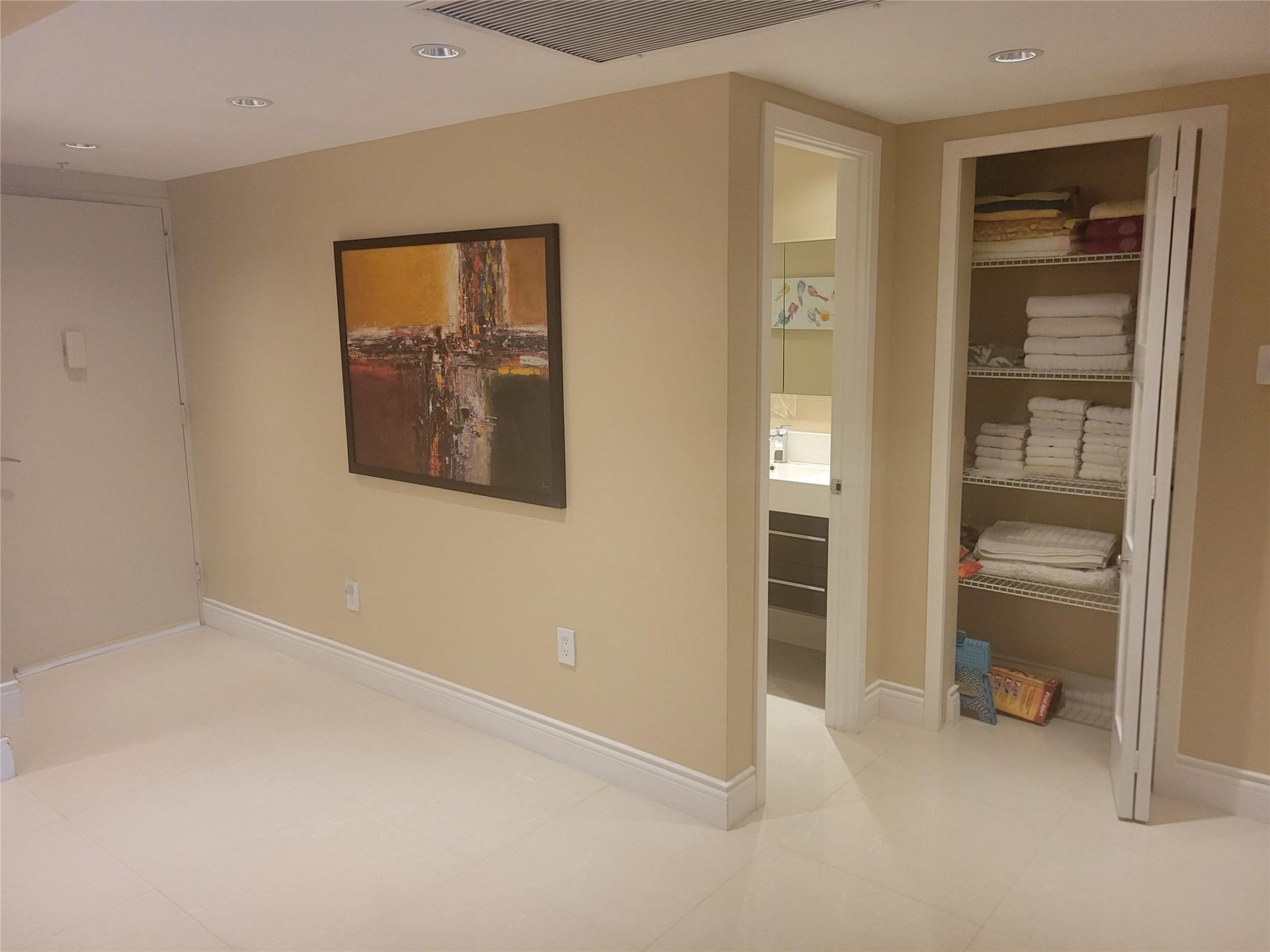 19370 Collins Avenue, Unit 1218, Sunny Isles Beach, FL 33160 Photo