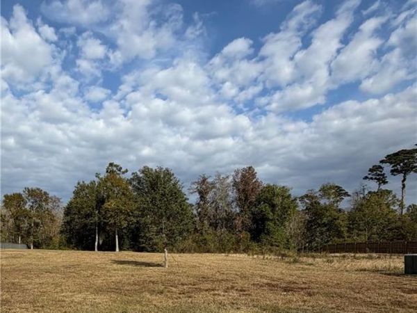 641 DOCKSIDE Drive, Slidell, LA 70461