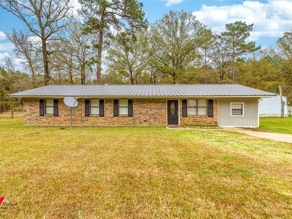 198 Seven Pines Road, Benton, LA 71006