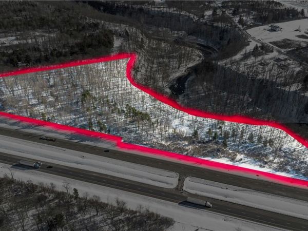 2175 N Creek Road, Lake View, NY 14085