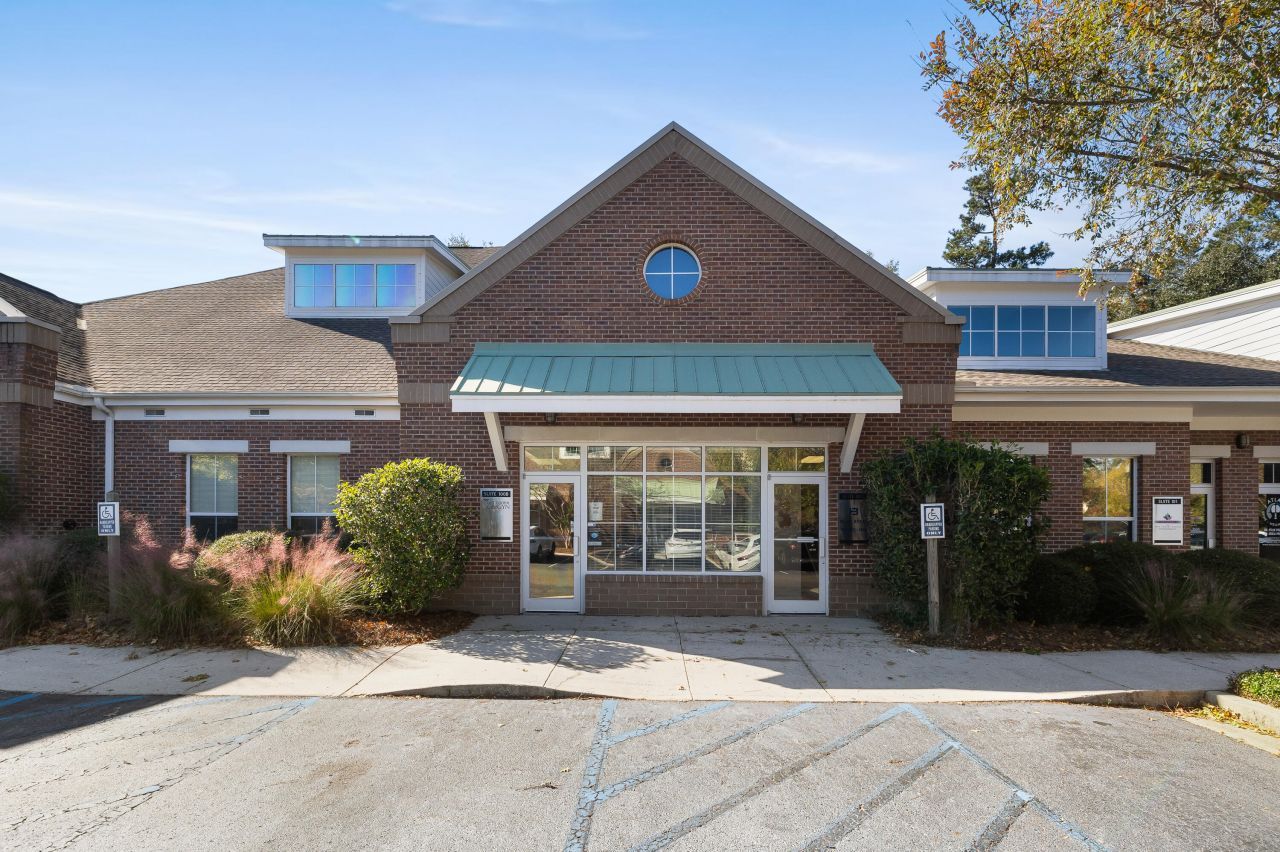 3400 Salterbeck Street Photo 15