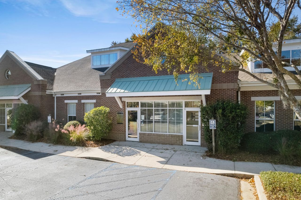 3400 Salterbeck Street Photo 25