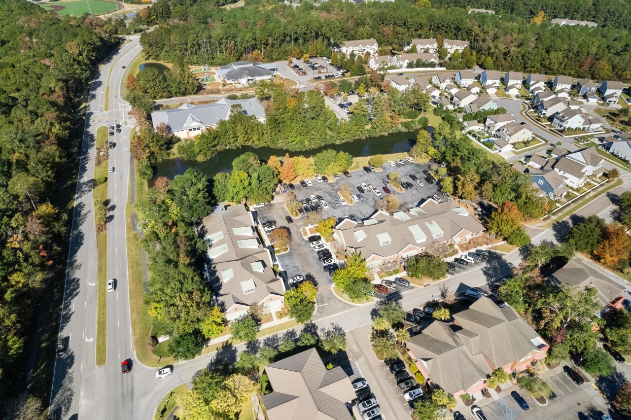 3400 Salterbeck Street Photo 28