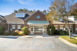 3400 Salterbeck Street photo 4