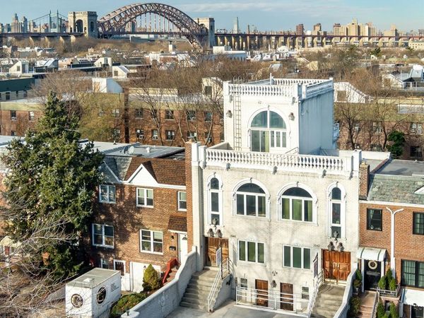 2042 26th Street, Astoria, NY 11105