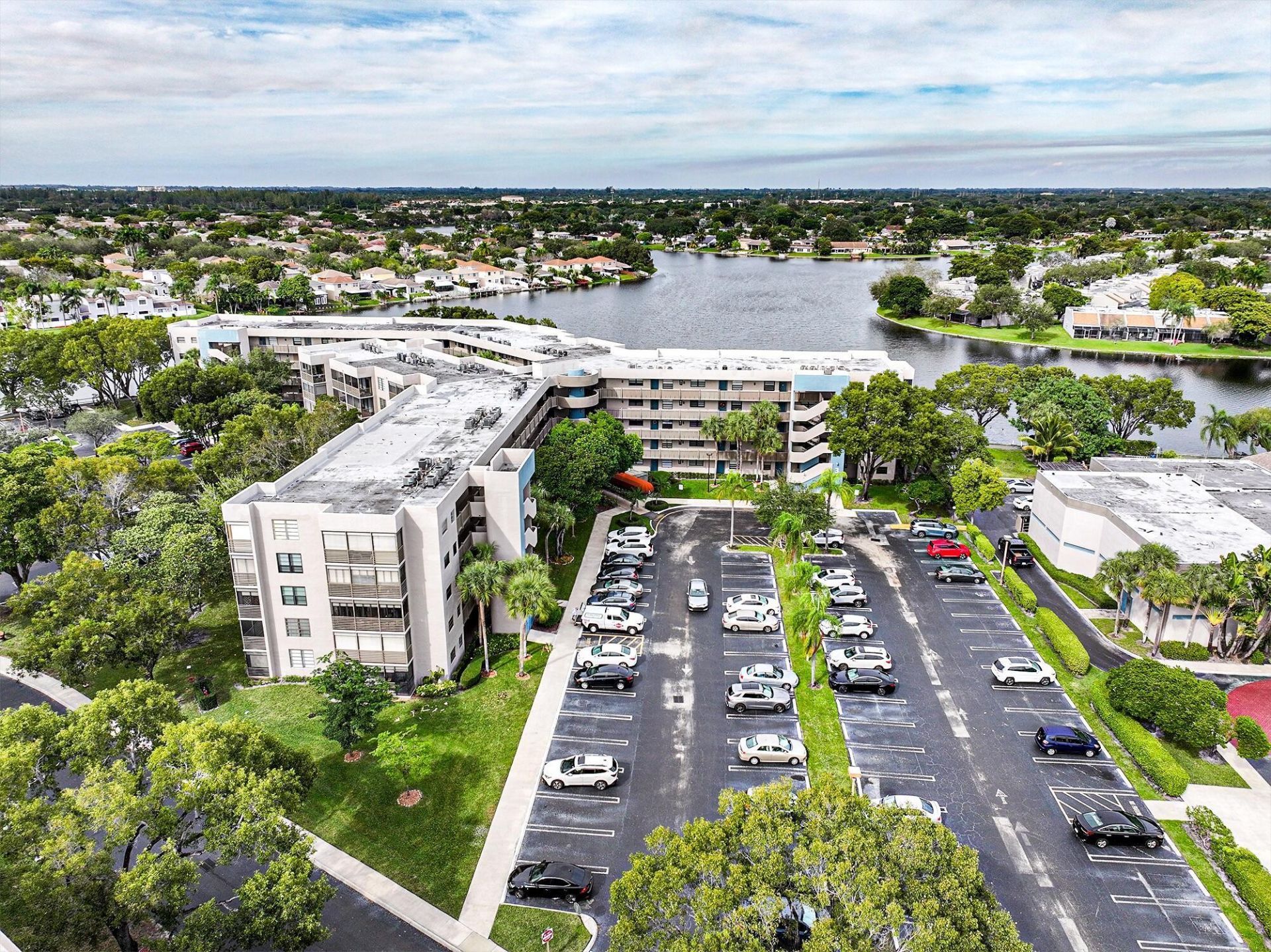 1100 Colony Point Circle Circle, Unit 415, Pembroke Pines, FL 33026 Photo