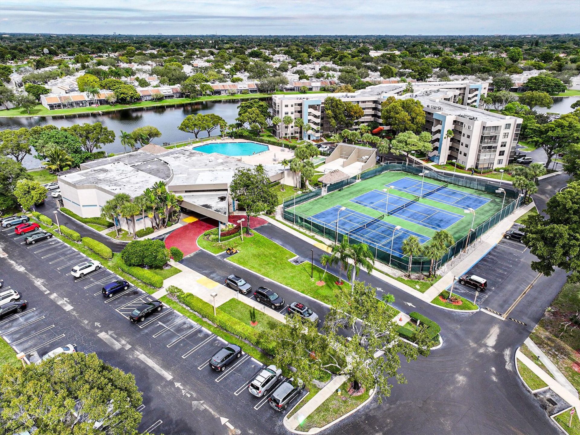 1100 Colony Point Circle Circle, Unit 415, Pembroke Pines, FL 33026 Photo