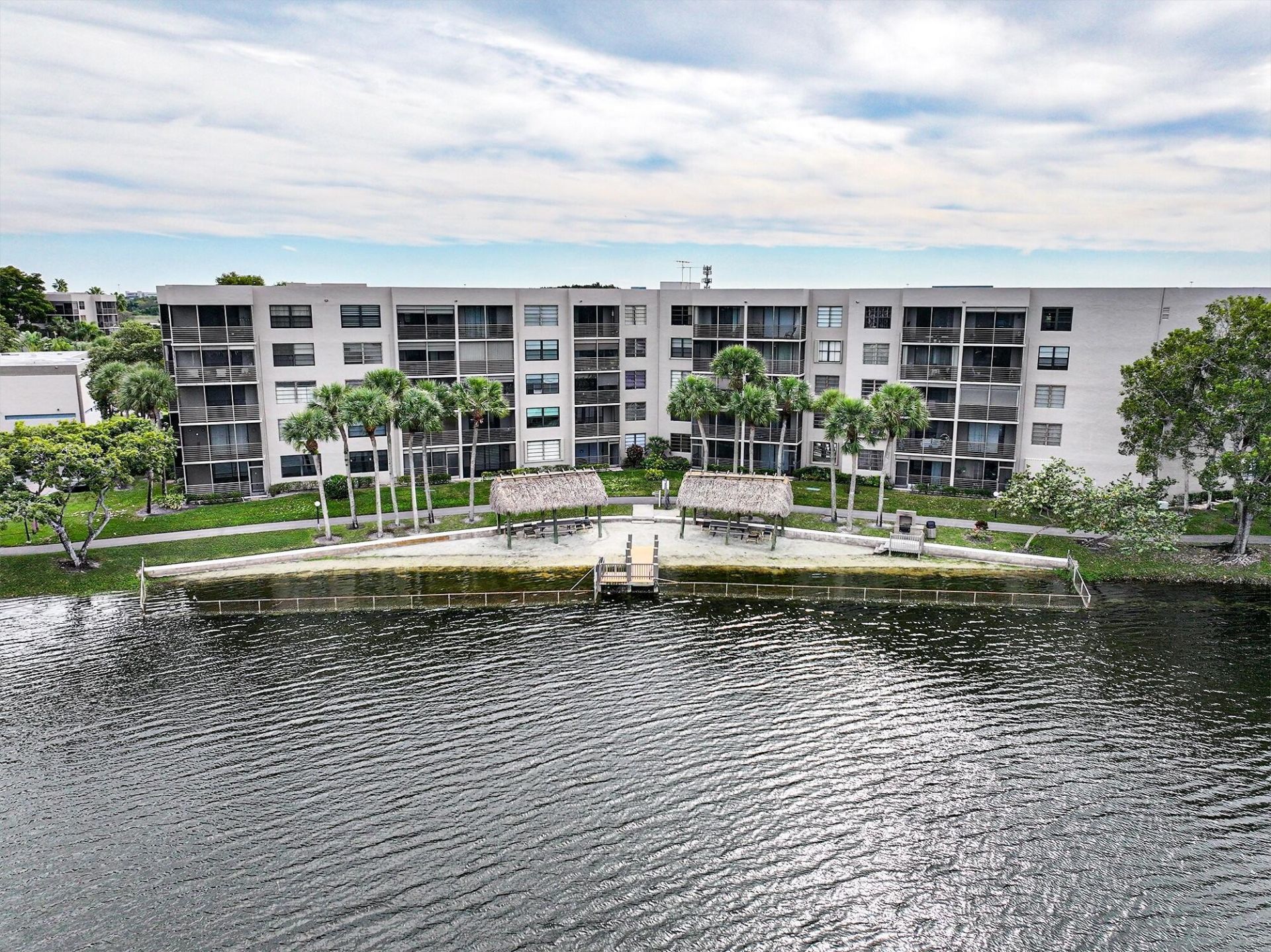 1100 Colony Point Circle Circle, Unit 415, Pembroke Pines, FL 33026 Photo
