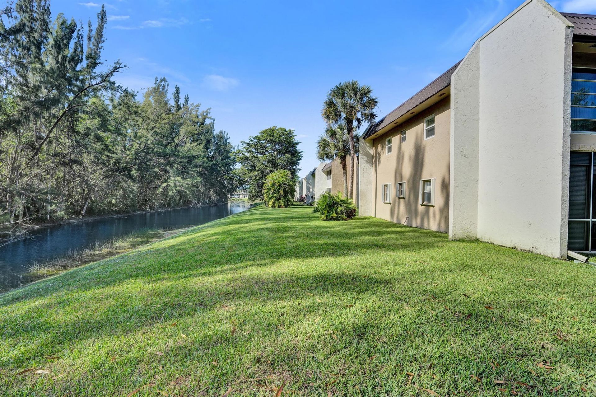 140 Lake Meryl Drive, Unit 140, West Palm Beach, FL 33411 Photo