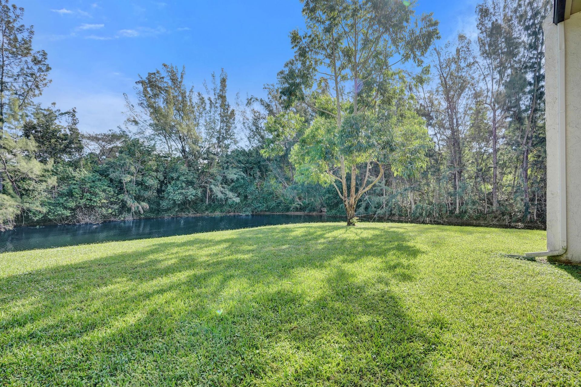 140 Lake Meryl Drive, Unit 140, West Palm Beach, FL 33411 Photo