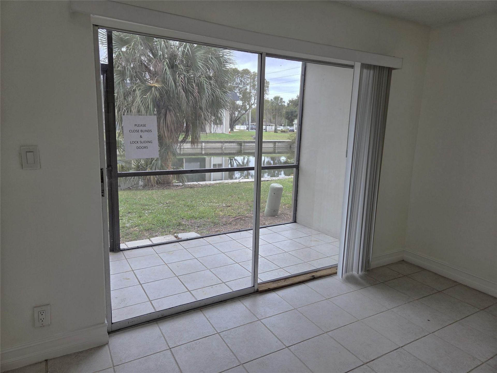 8040 N Colony Circle, Unit 105, Tamarac, FL 33321 Photo