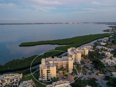 1932 HARBOURSIDE DRIVE, Unit 254, LONGBOAT KEY, FL 34228