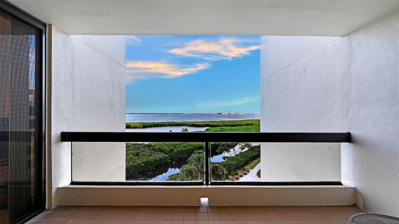 1932 Harbourside Drive, Unit 254, Longboat Key, FL 34228 Photo