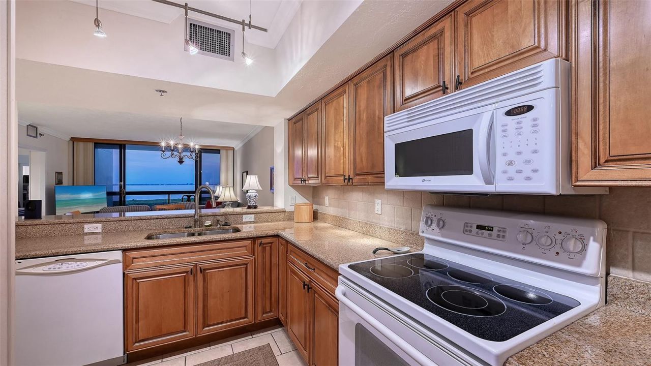 1932 Harbourside Drive, Unit 254, Longboat Key, FL 34228 Photo