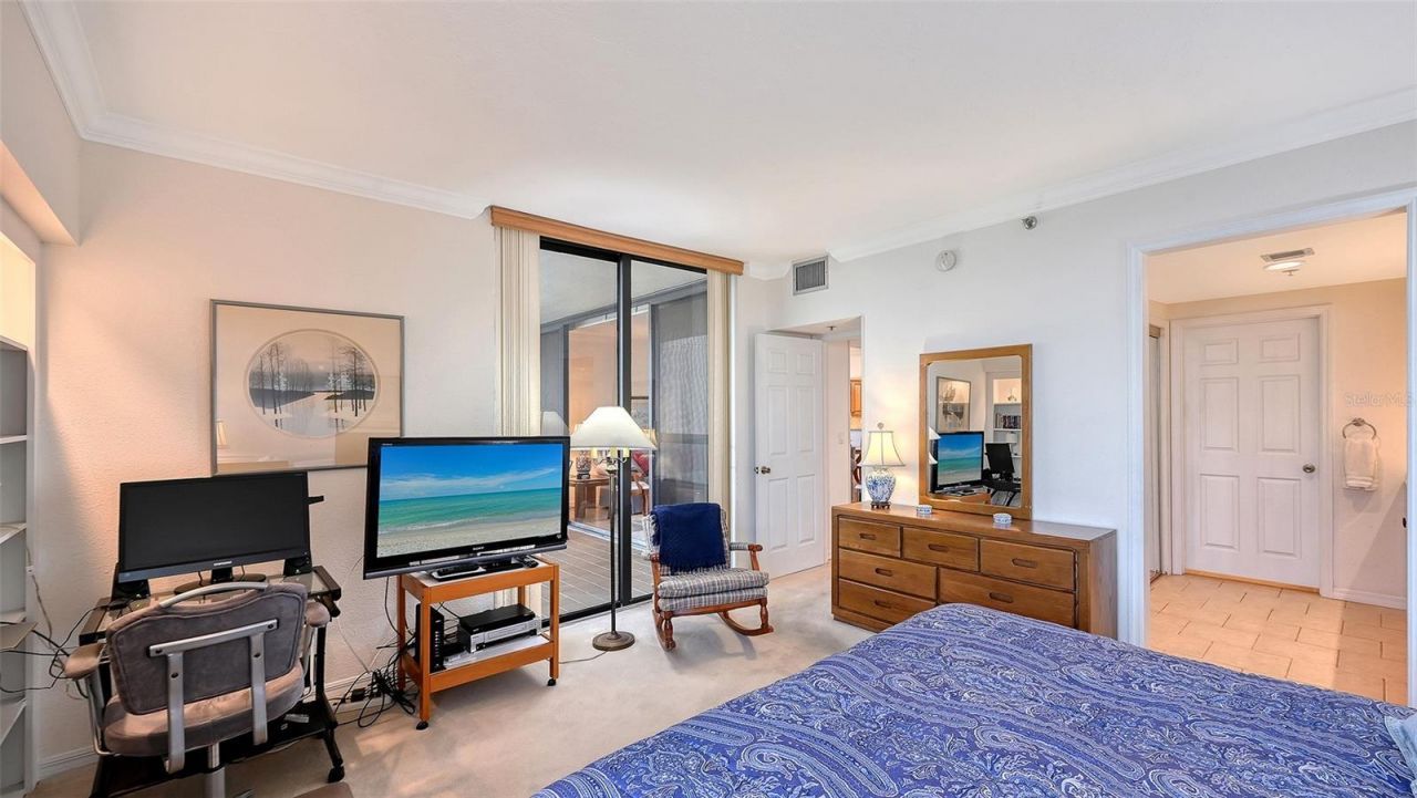 1932 Harbourside Drive, Unit 254, Longboat Key, FL 34228 Photo