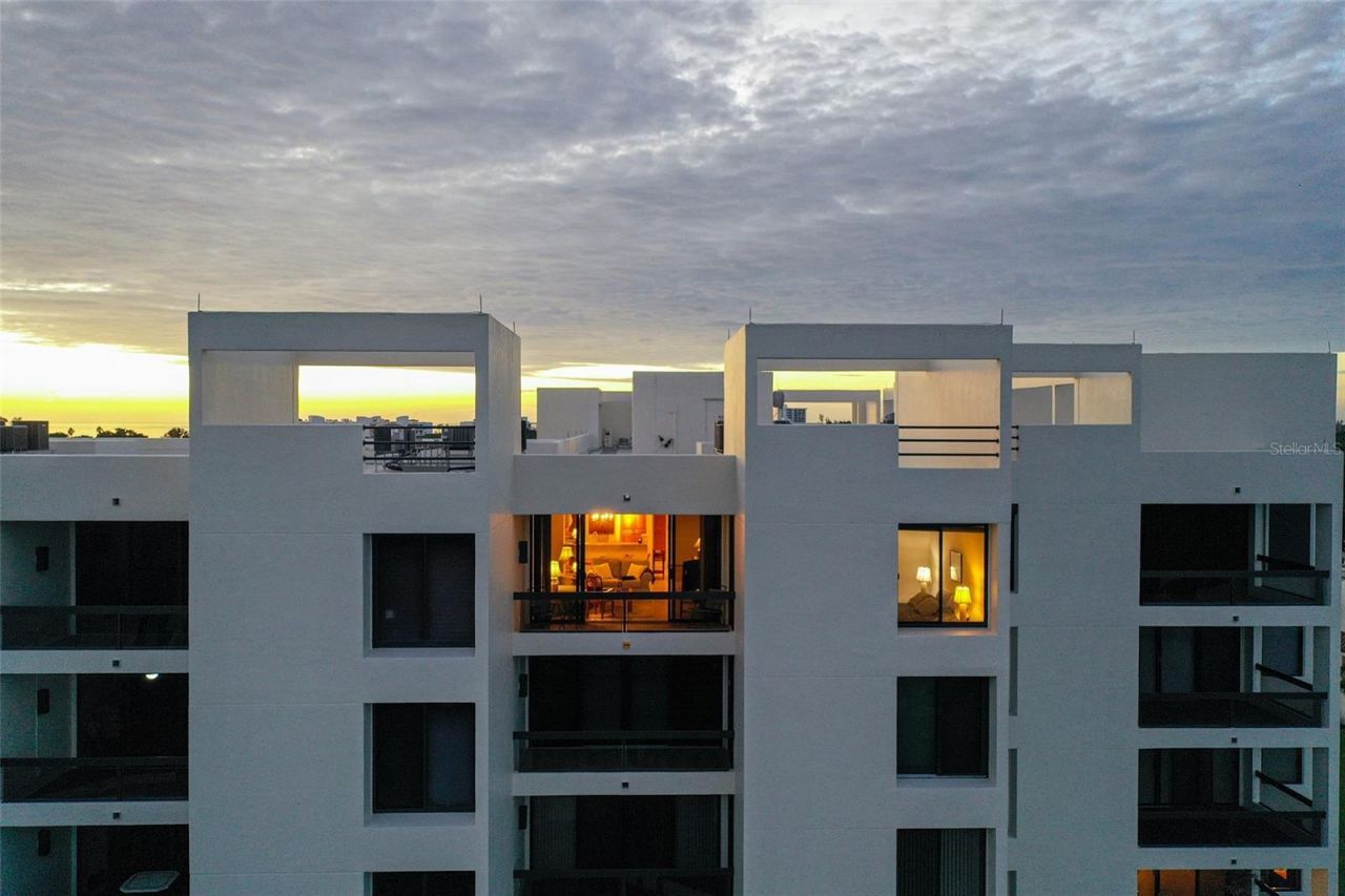 1932 Harbourside Drive, Unit 254, Longboat Key, FL 34228 Photo