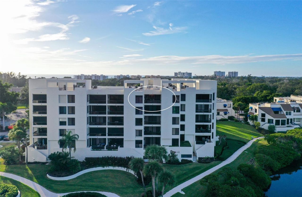 1932 Harbourside Drive, Unit 254, Longboat Key, FL 34228 Photo