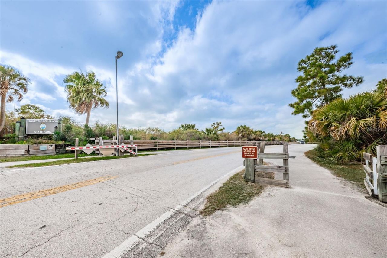2476 Coronado Way, Dunedin, FL 34698 Photo